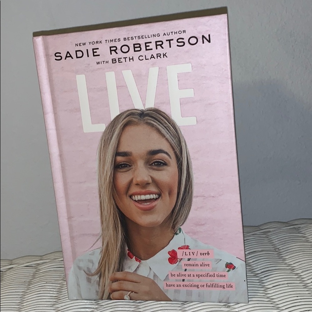 LIVE by Sadie Robertson